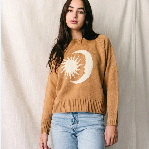 Sweater
Desert Dreamer Brand - Picture 1 of 10